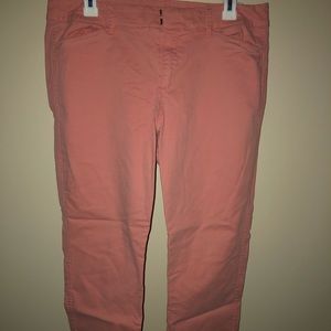 Old Navy Pixie Chino 3/4 Pants